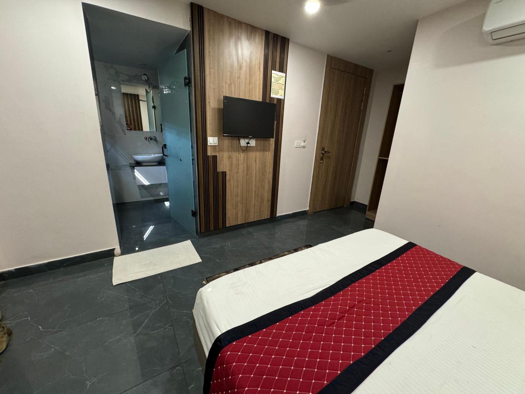 Namay Inn By T And M Hotels Haridwar Exterior photo