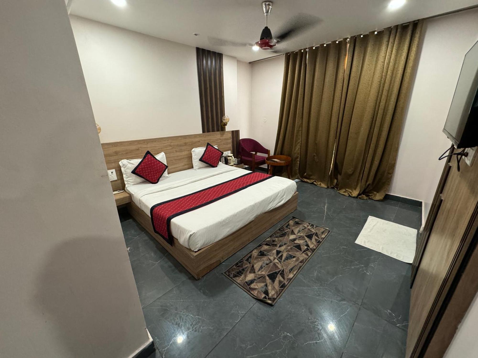 Namay Inn By T And M Hotels Haridwar Exterior photo